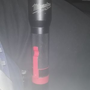 MILWAUKEE RECHARGABLE  FLASHLIGHT 700